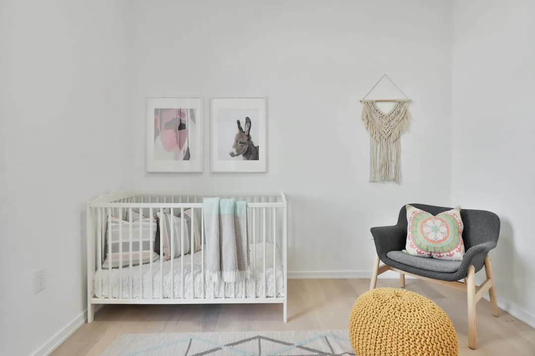 Apakah Kamar Tidur Anak Sudah Bebas Bahaya? Cek Daftar Ini